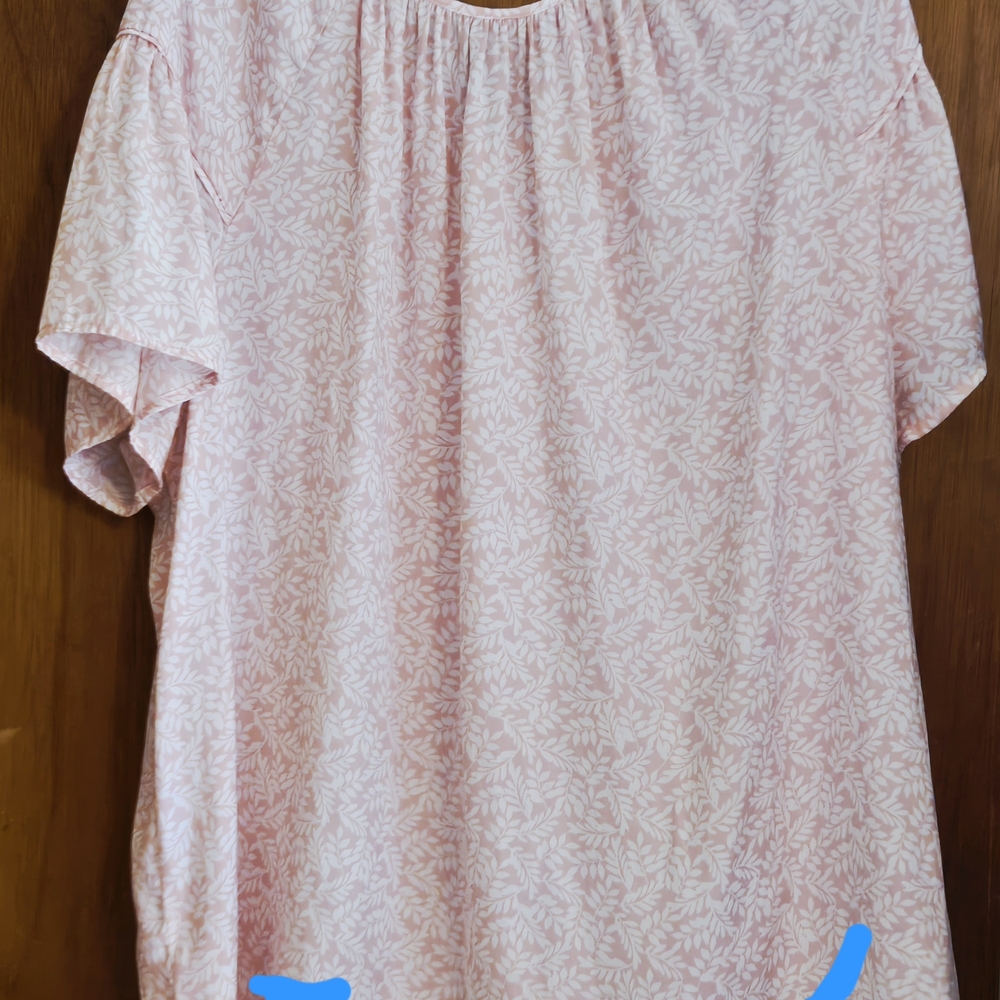 Croft & Barrow Pink Leaf Print Blouse